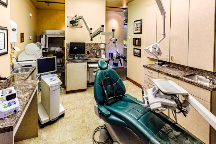 Donald Reid DDS: Dental Artistry