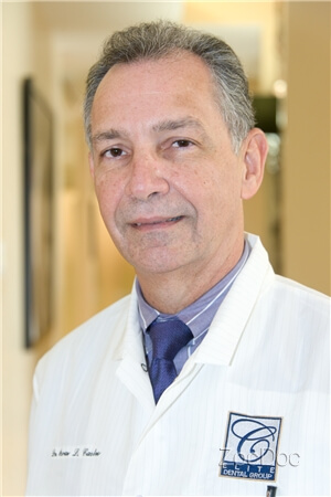 Dr. Oscar Castro, DDS 