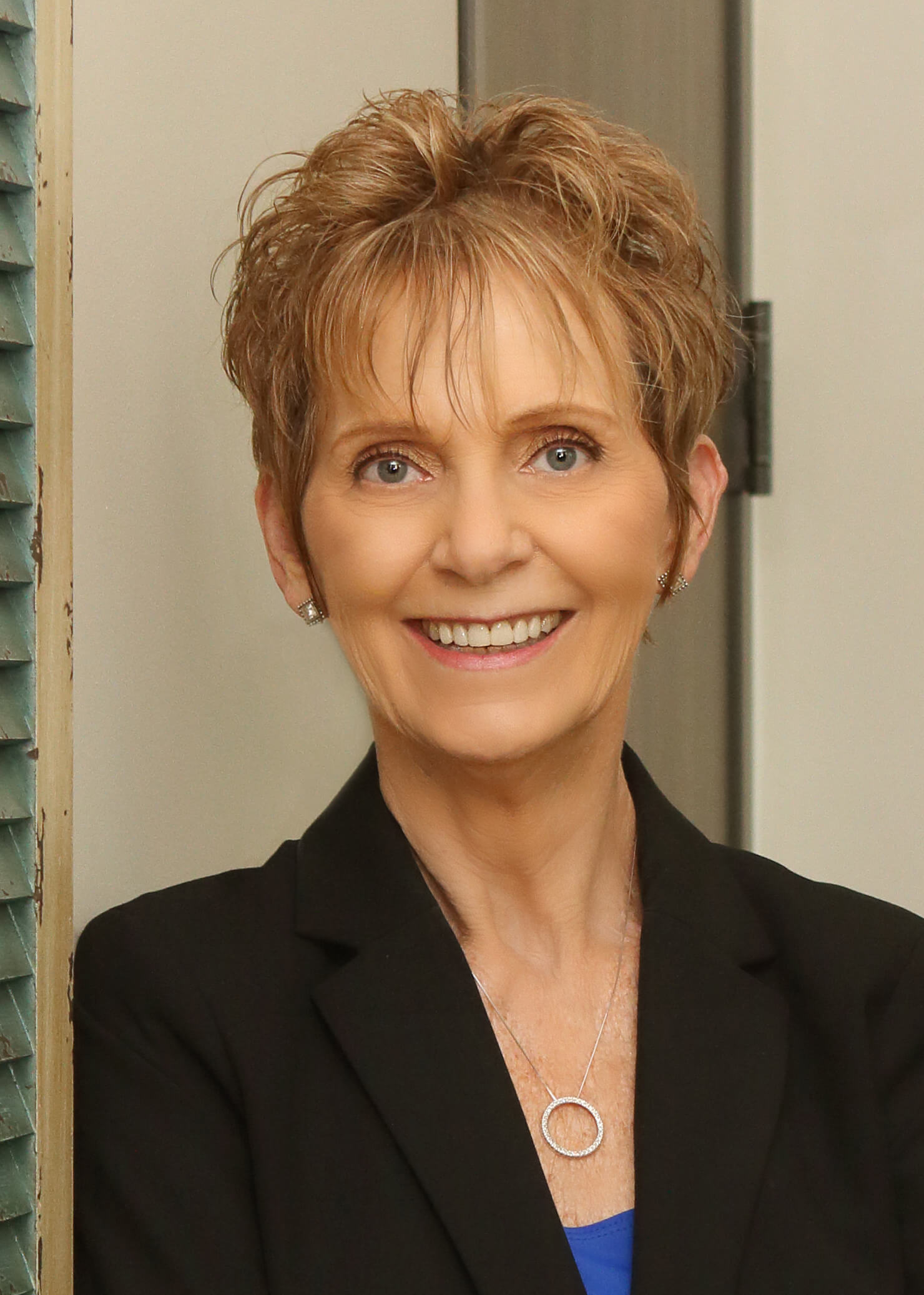 Dr. Susan Lunson, DDS